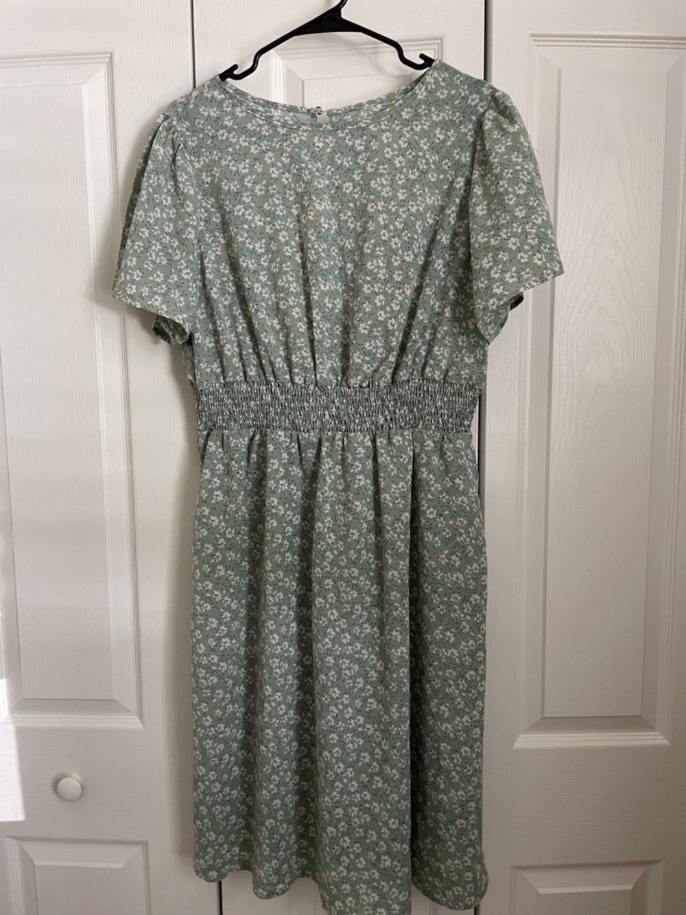 SHEIN Sage Green Floral Midi Dress